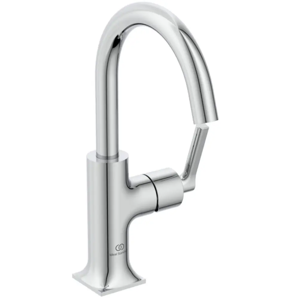 Waschtischarmatur in Chrom mit gebogener Auslauf und Kreuzgriffen, designiert von Ideal Standard. Robust und funktional für den Badezimmerbereich.